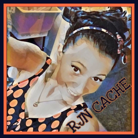 💖Posh Ambassador!💖 - Picture 1 of 10